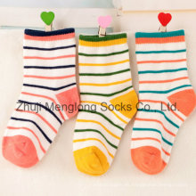 Classics Stripes Design Calcetines de algodón de bebé de buena calidad
